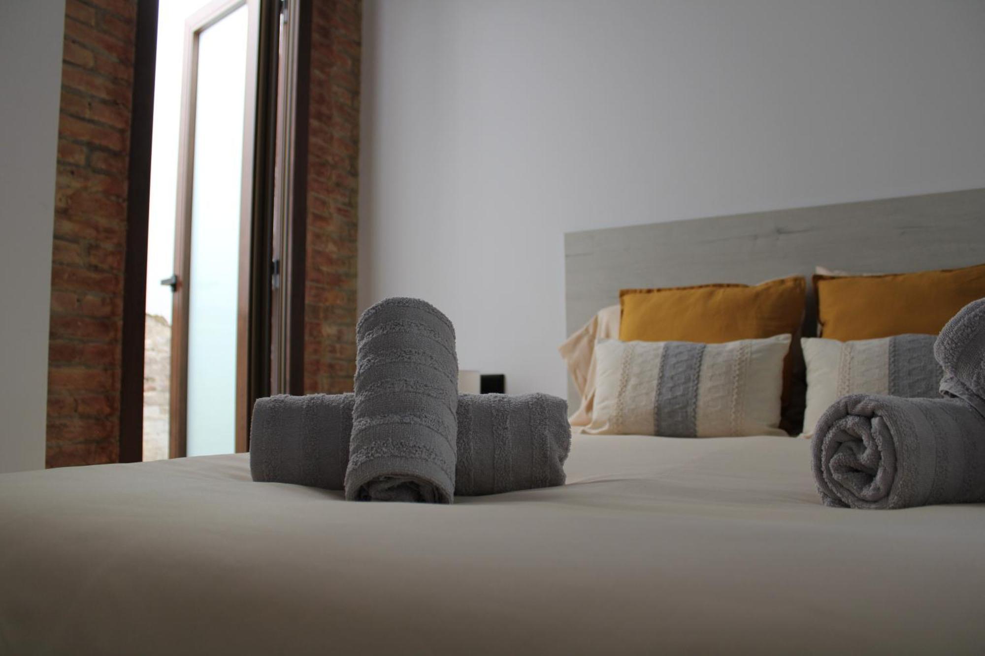 Las Arenas Suites 3 Playa Валенсия Екстериор снимка