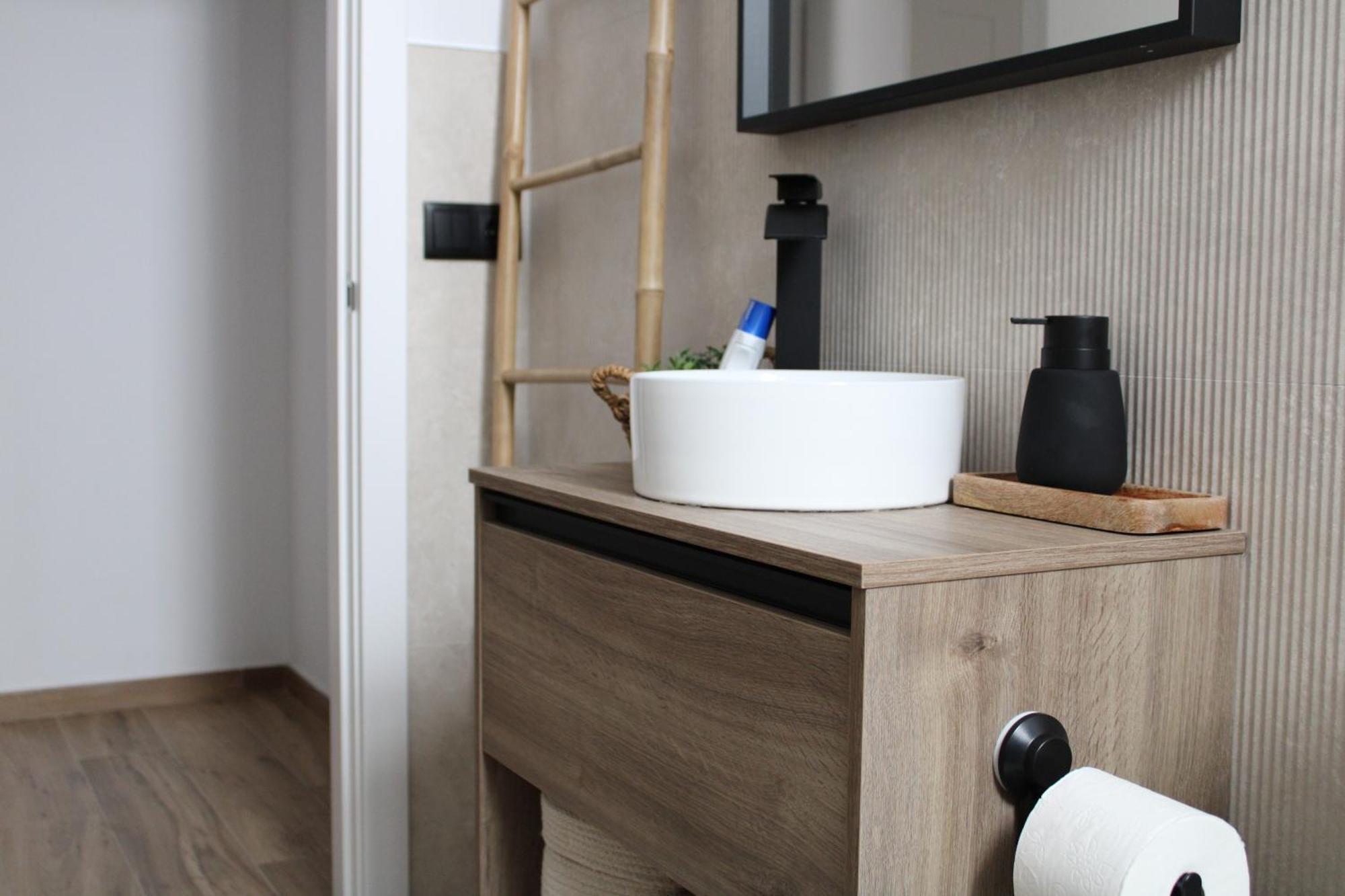 Las Arenas Suites 3 Playa Валенсия Екстериор снимка
